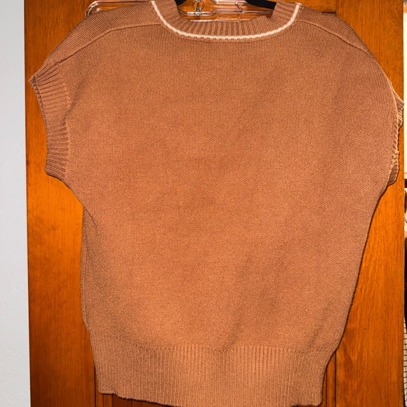 NWOT Lisa Says Gah Fangio mushroom Vest Sweater - Picture 5 of 5